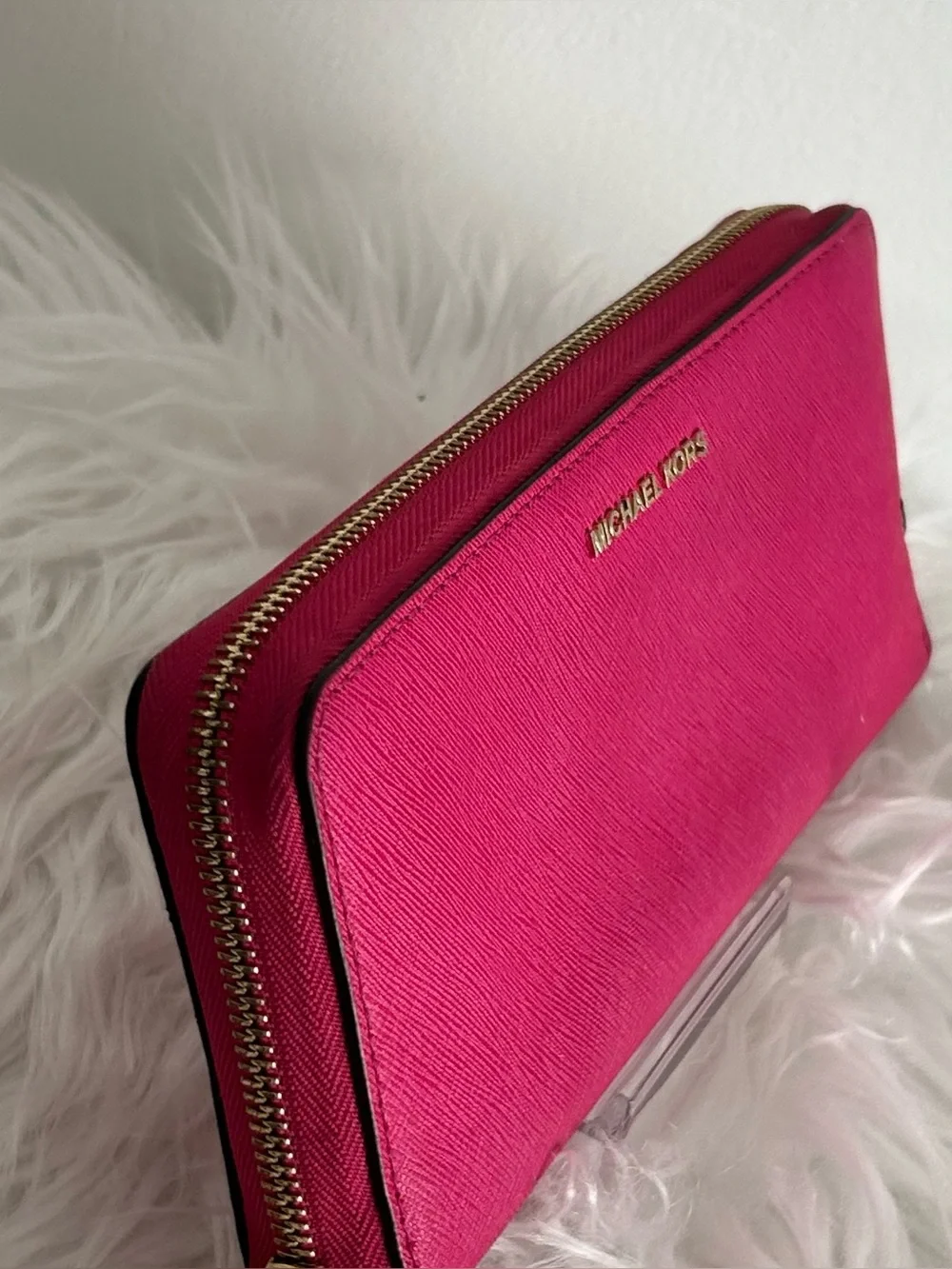 Michael Kors Jet Set Travel Hot Pink Saffiano Leather Zip Around Wristlet Wallet